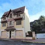 Le Royal